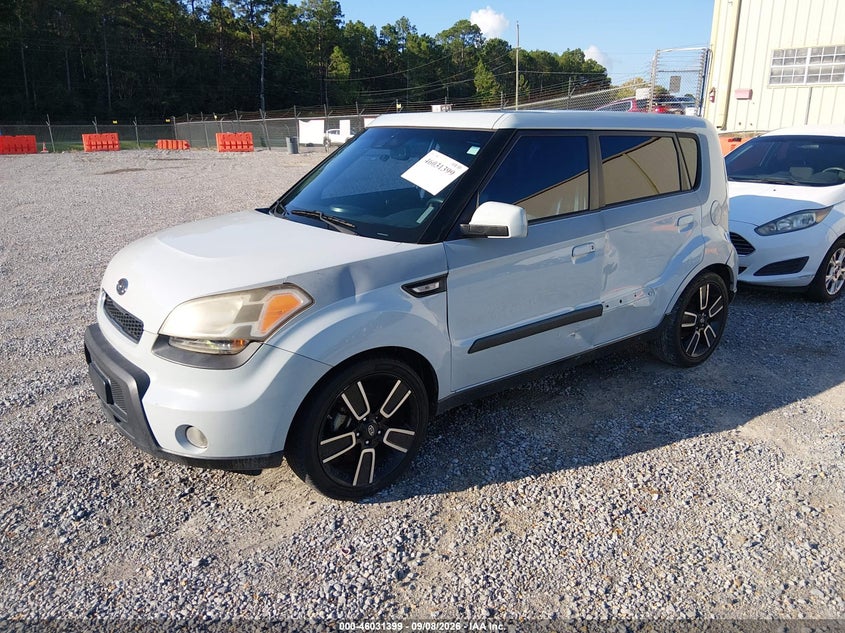 2010 KIA SOUL auction photo 2