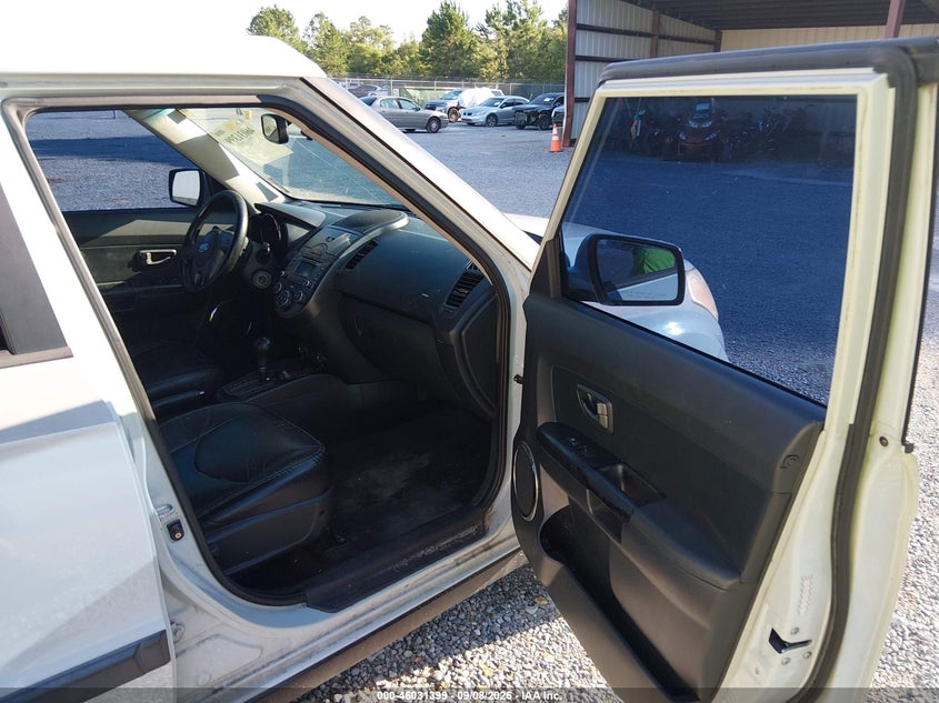 2010 KIA SOUL auction photo 5