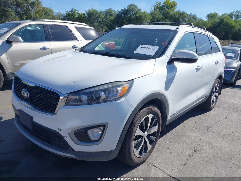 2016 KIA SORENTO auction photo 2