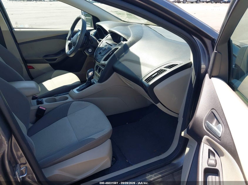 2012 FORD FOCUS auction photo 5