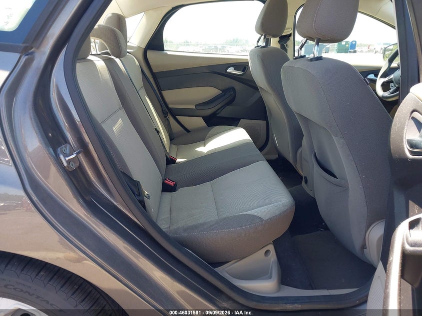 2012 FORD FOCUS auction photo 8
