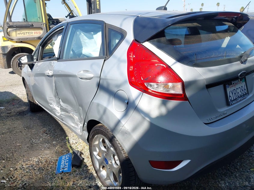 2013 FORD FIESTA auction photo 3