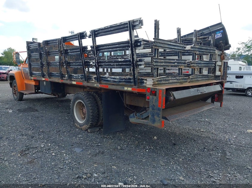 1988 FORD F600 auction photo 3