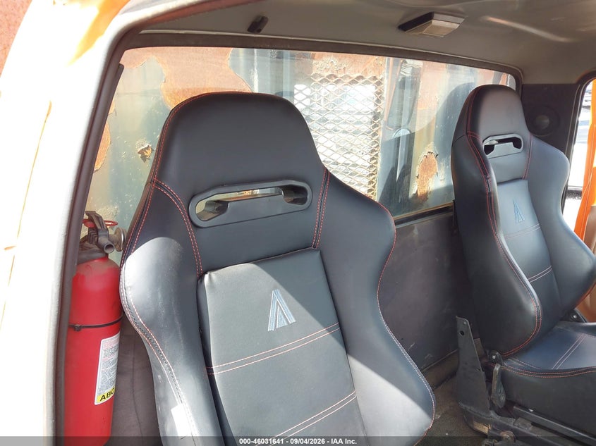 1988 FORD F600 auction photo 7
