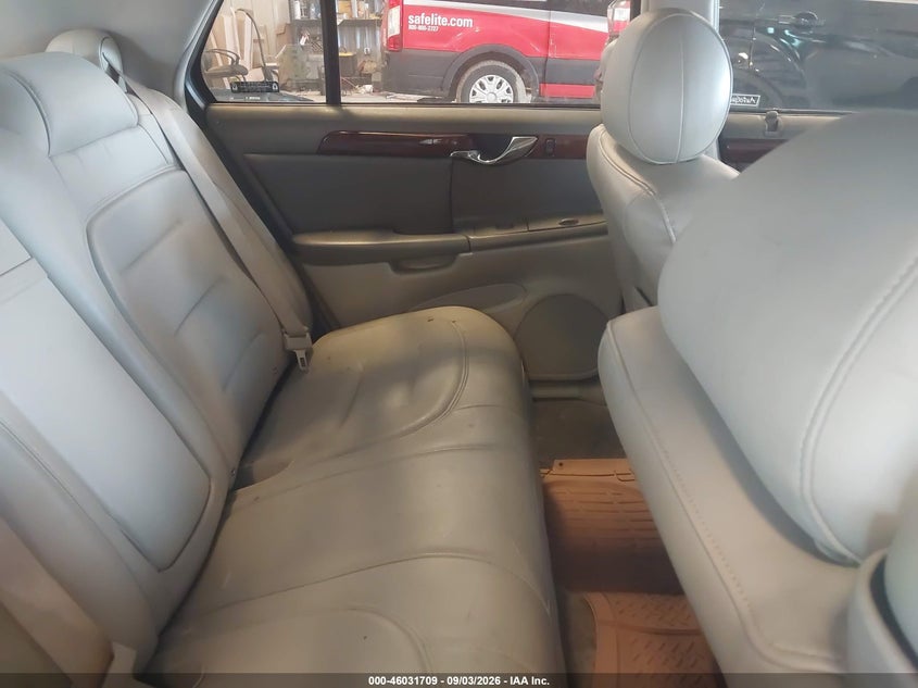 2002 CADILLAC DEVILLE auction photo 8