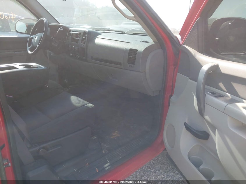 2010 CHEVROLET SILVERADO 1500 auction photo 5