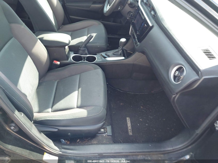 TOYOTA COROLLA - zdjęcie 5