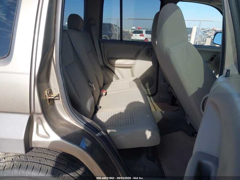 2006 JEEP LIBERTY auction photo 8