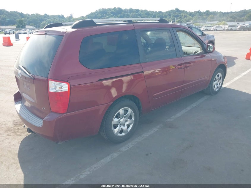 2008 KIA SEDONA auction photo 4