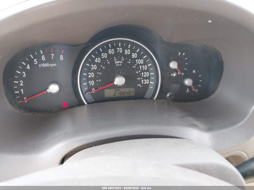 2008 KIA SEDONA auction photo 7