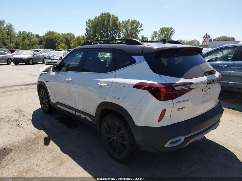 Vin: kndeuca29p7351518, lot: 46531406, kia seltos nightfall edition 20233