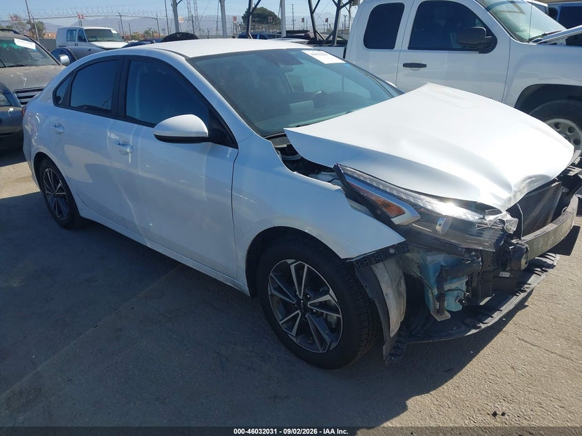 Vin: 3kpf24ad1pe602145, lot: 46531451, kia forte lxs 2023 img_1