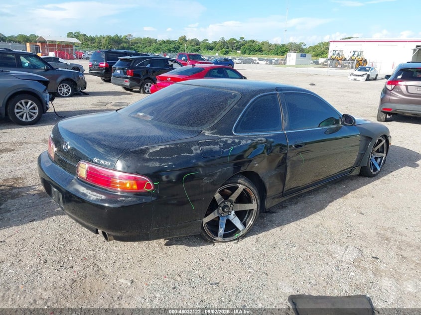 1997 LEXUS SC 300 auction photo 4
