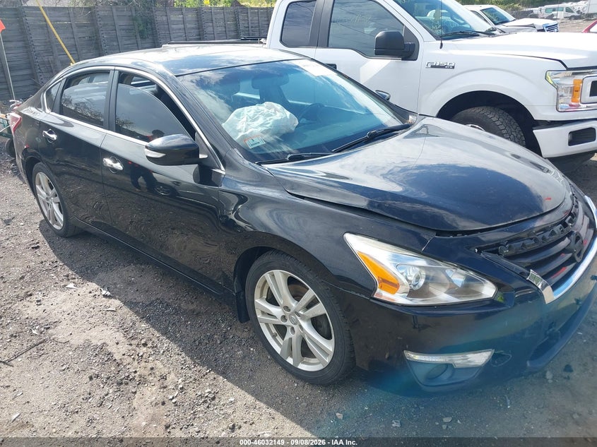 2013 NISSAN ALTIMA auction photo 1