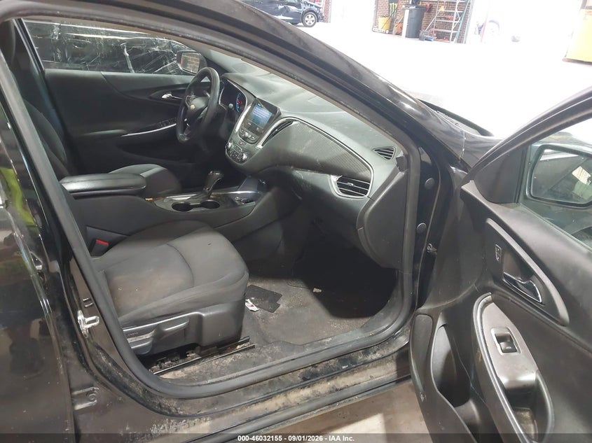 2019 CHEVROLET MALIBU auction photo 5