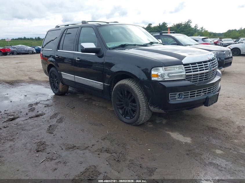 2013 LINCOLN NAVIGATOR auction photo 1