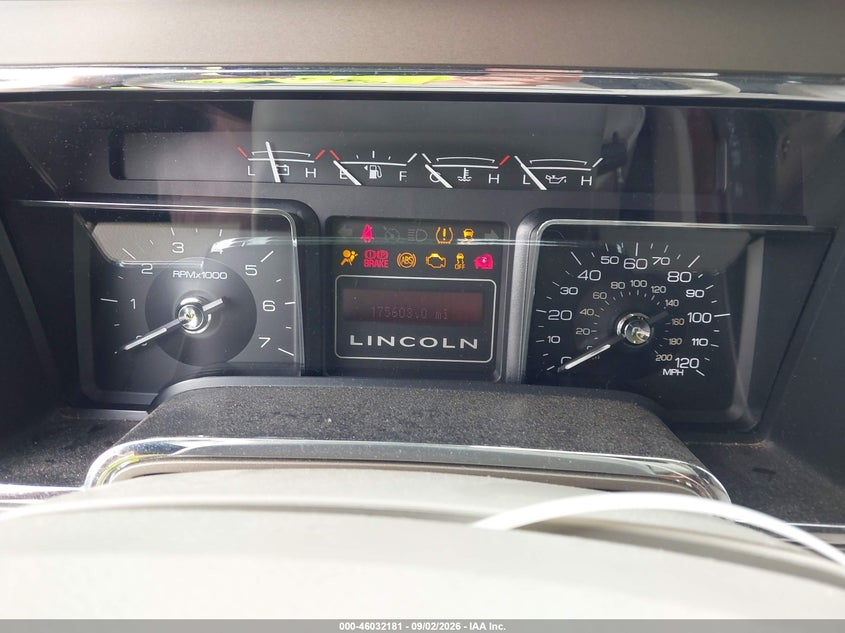 2013 LINCOLN NAVIGATOR auction photo 7