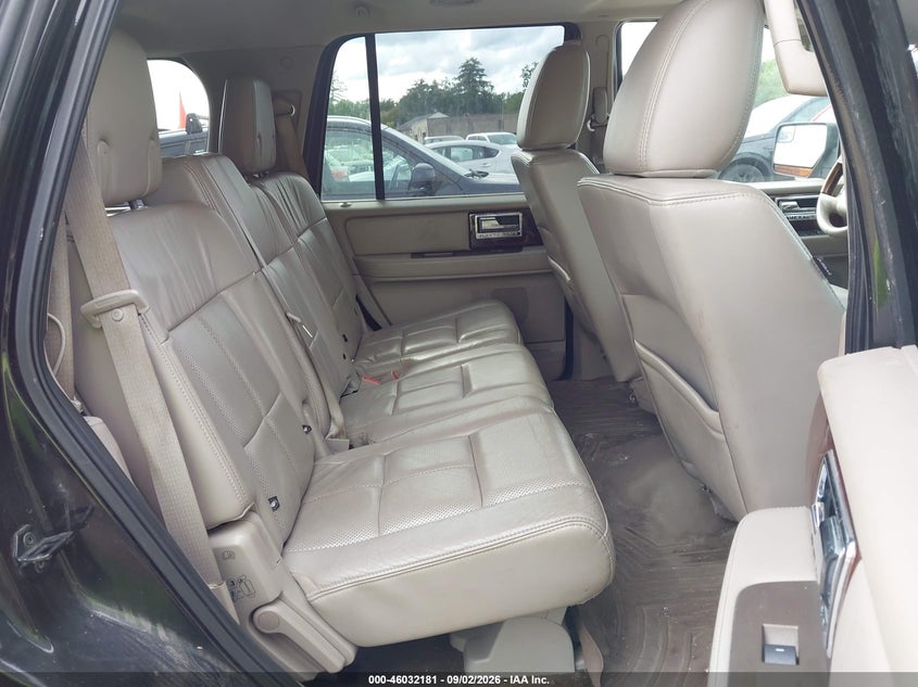 2013 LINCOLN NAVIGATOR auction photo 8