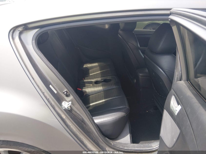 HYUNDAI VELOSTER 2014 VIN KMHTC6AE2EU185939