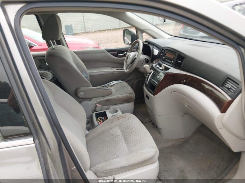2015 NISSAN QUEST auction photo 5
