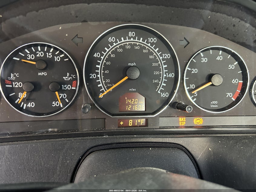 2001 MERCEDES-BENZ SL 500 auction photo 7