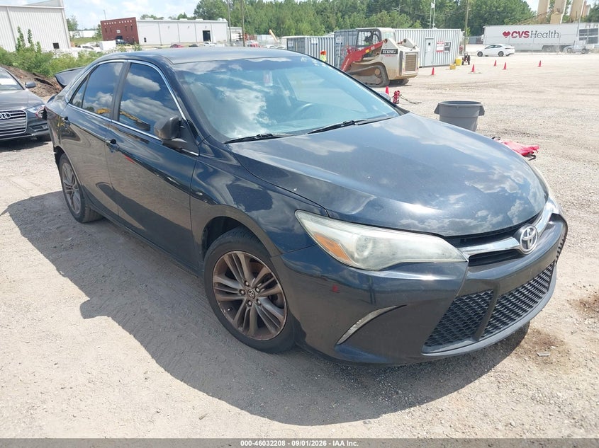 2015 TOYOTA CAMRY auction photo 1