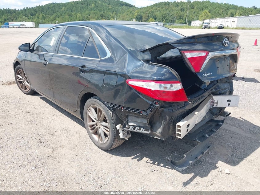 2015 TOYOTA CAMRY auction photo 3
