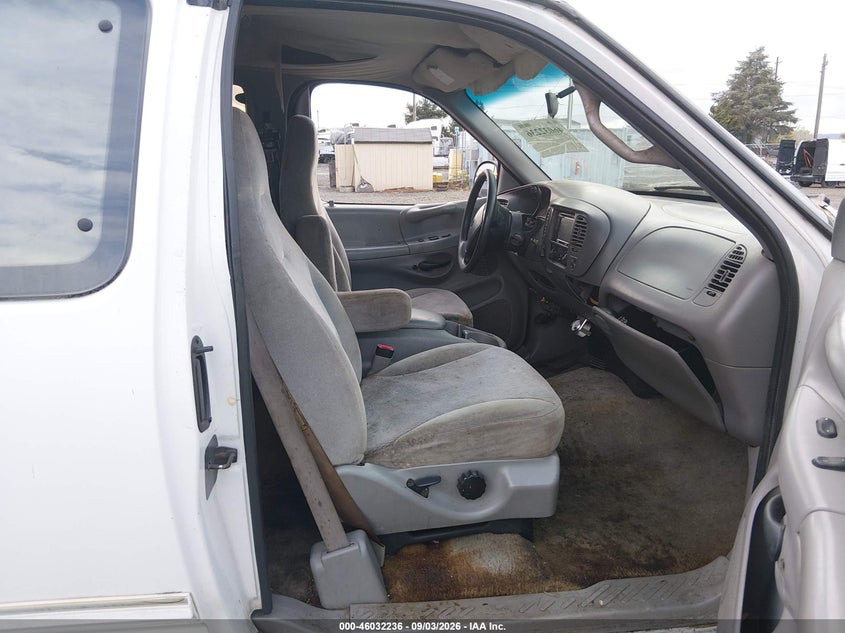 1997 FORD F250 auction photo 5