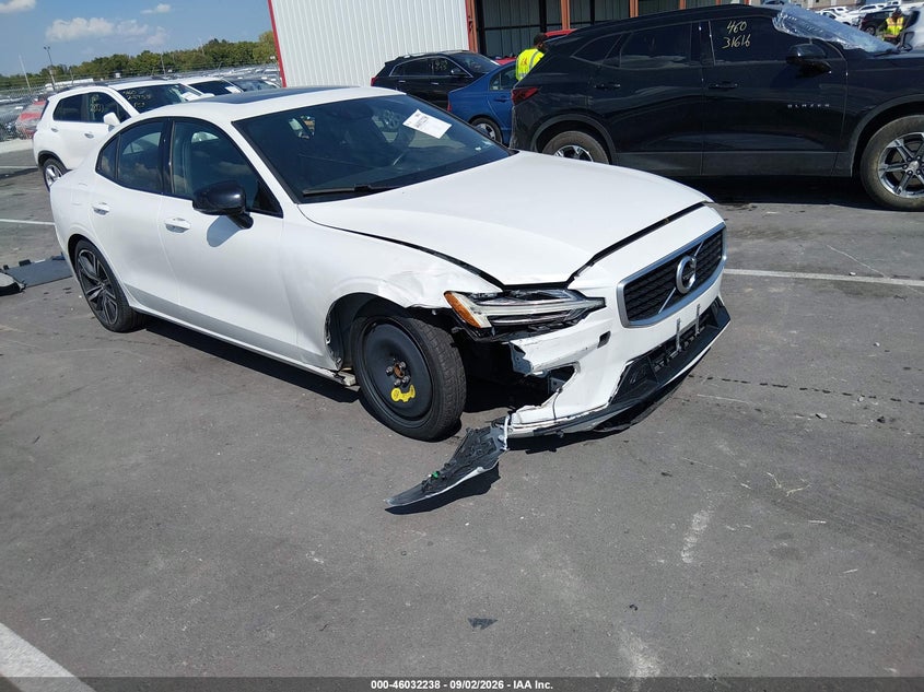 Vin: 7jra22tm1kg017779, lot: 46531657, volvo s60 t6 r-design 2019 img_1