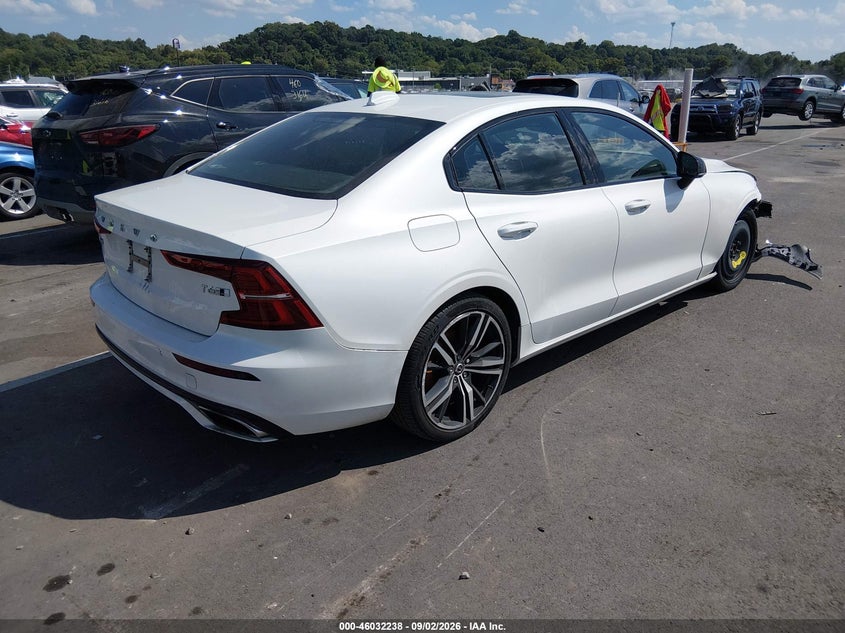 Vin: 7jra22tm1kg017779, lot: 46531657, volvo s60 t6 r-design 20194