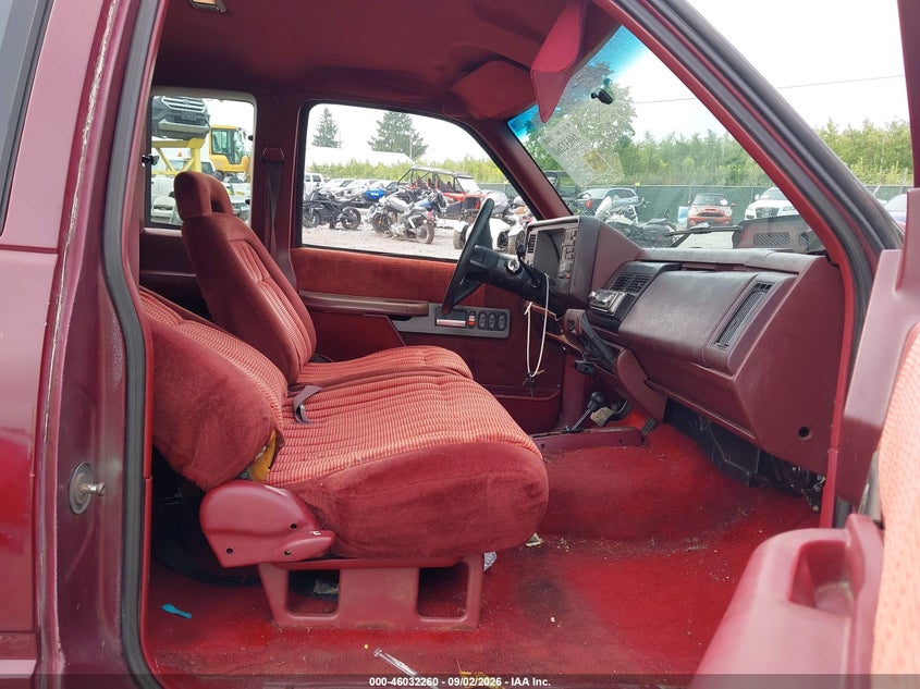 1993 GMC SIERRA auction photo 5
