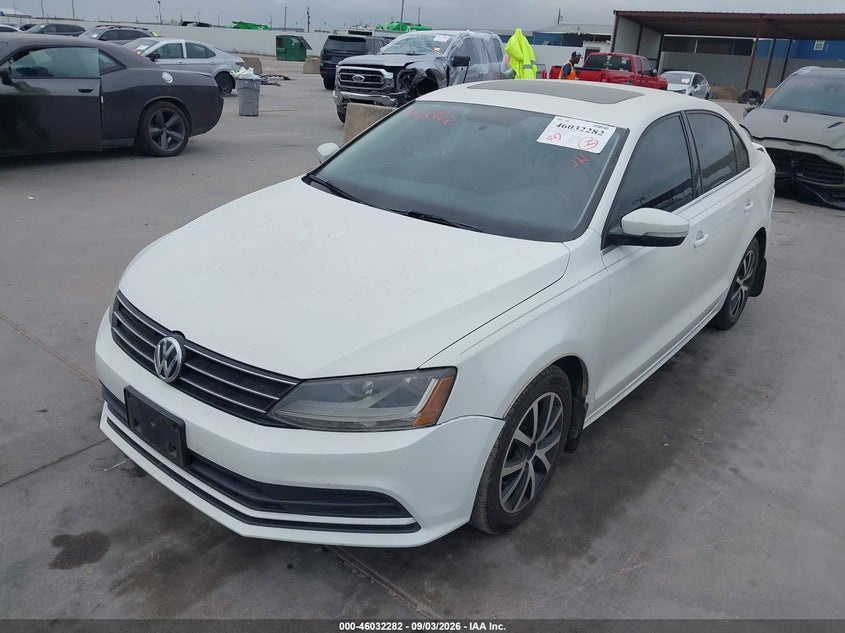 2017 Volkswagen Jetta, Удар ззаду, IAAI, VIN 3VWDB7AJ3HM208570 — фото 2