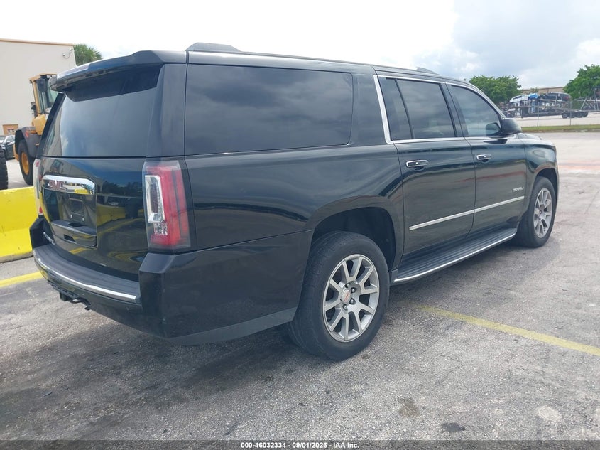 2019 GMC YUKON XL auction photo 4
