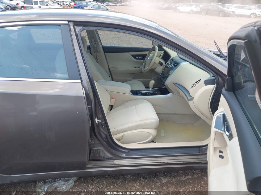 2013 NISSAN ALTIMA auction photo 5