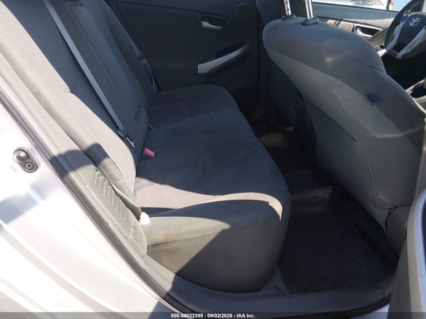 2011 TOYOTA PRIUS auction photo 8