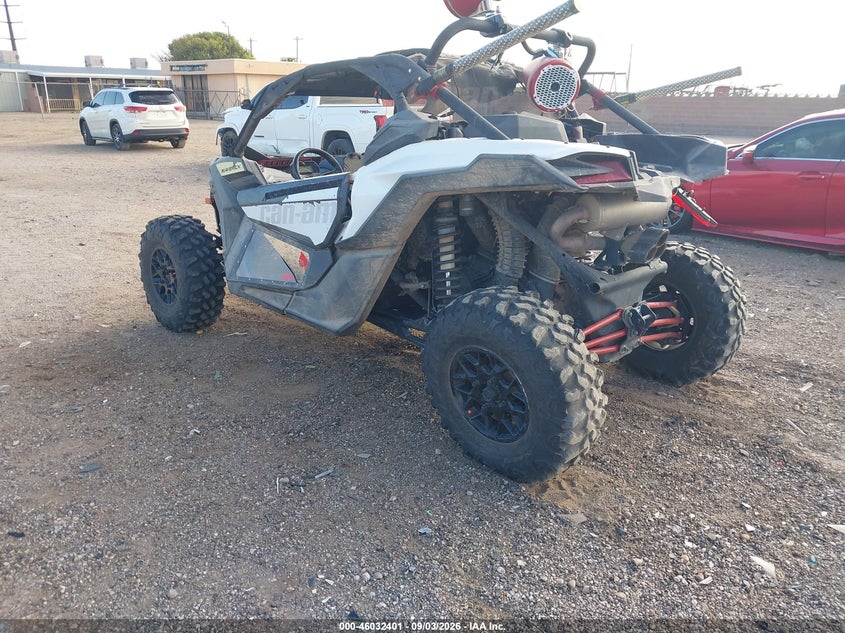 CAN-AM MAVERICK X3 2020