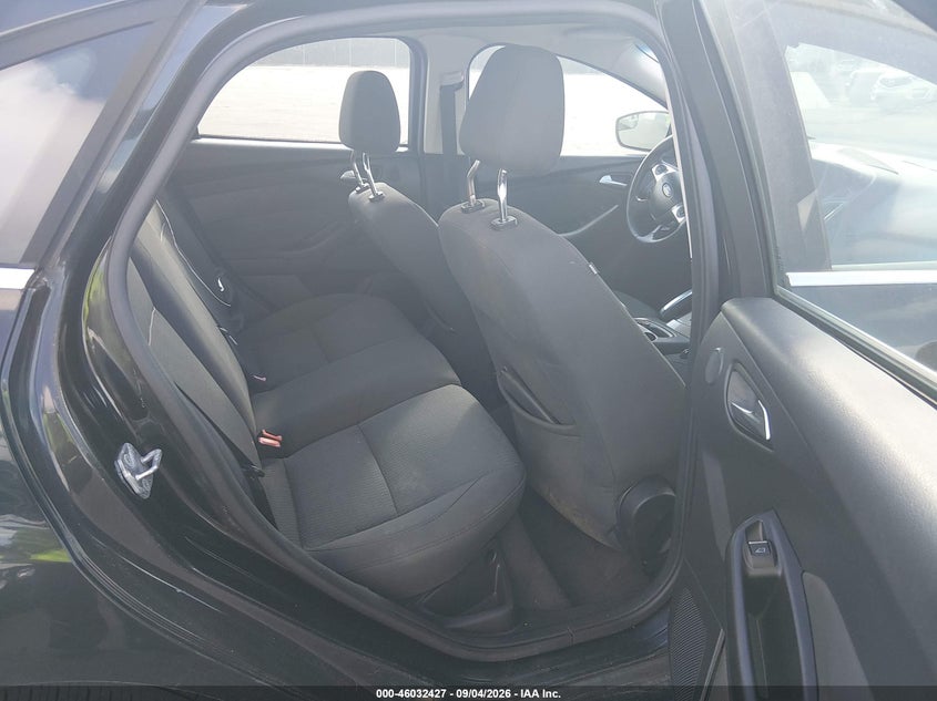 2012 FORD FOCUS auction photo 8