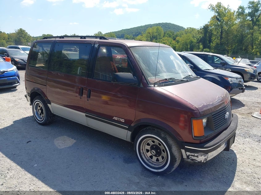 1989 CHEVROLET ASTRO auction photo 1