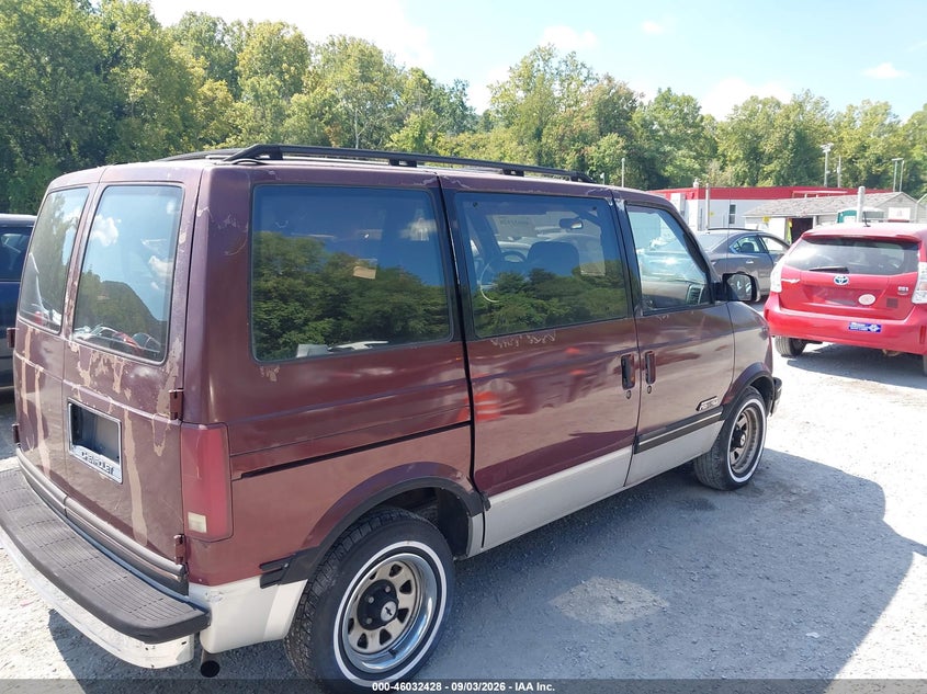 1989 CHEVROLET ASTRO auction photo 4