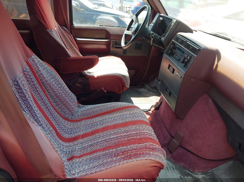 1989 CHEVROLET ASTRO auction photo 5