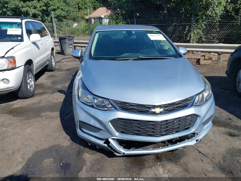 2017 CHEVROLET CRUZE auction photo 6