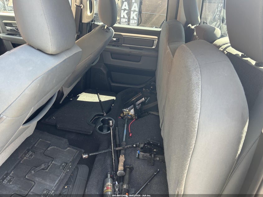 2019 RAM 1500 CLASSIC auction photo 8