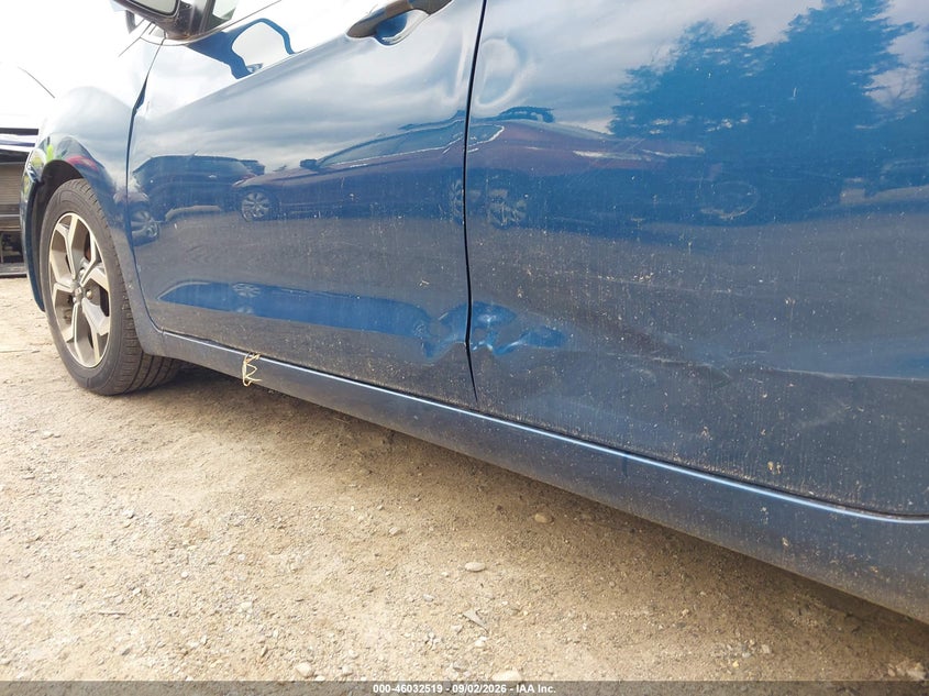 2014 HYUNDAI ELANTRA GT auction photo 6