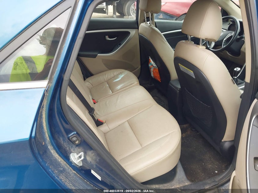 2014 HYUNDAI ELANTRA GT auction photo 8