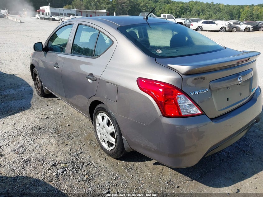 2015 NISSAN VERSA auction photo 3