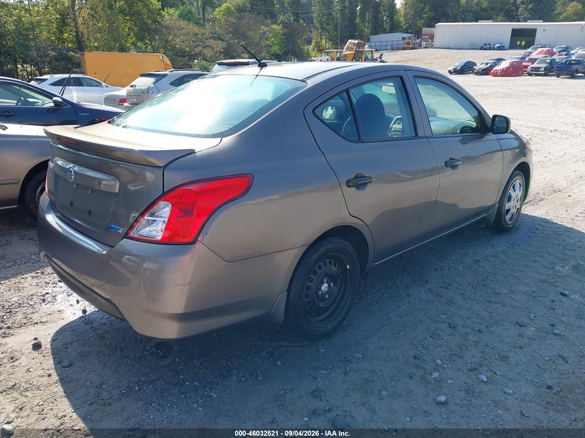 2015 NISSAN VERSA auction photo 4