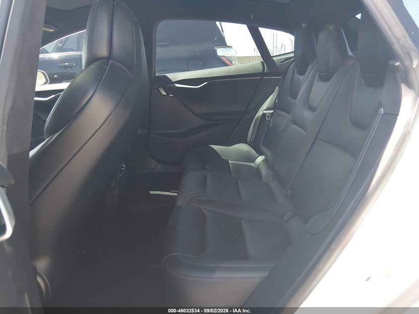 TESLA MODEL S 2018 VIN 5YJSA1E2XJF273035