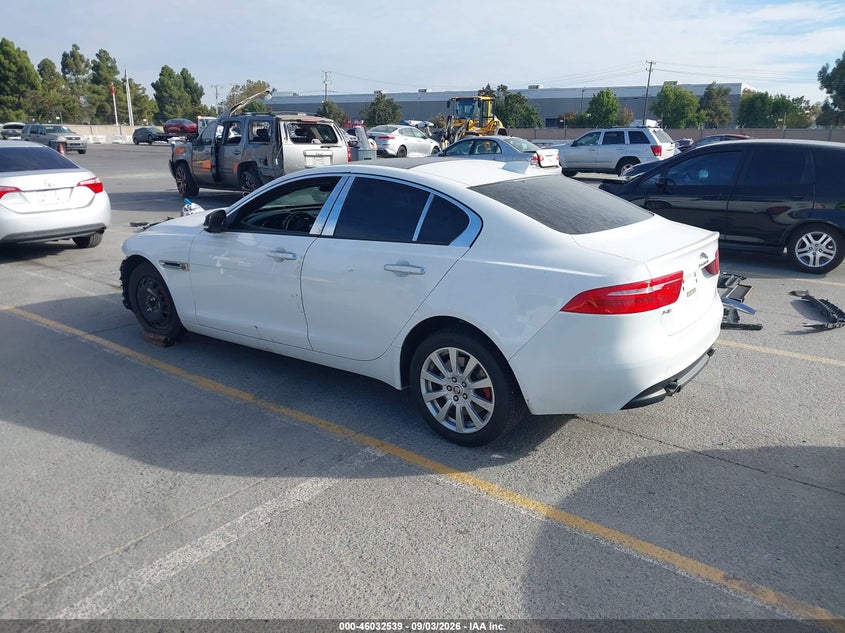 Vin: sajar4bg5ha969179, lot: 46531958, jaguar xe 25t 20173