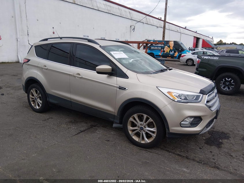 Vin: 1fmcu9hdxjuc60747, lot: 46532011, ford escape sel 2018 img_1