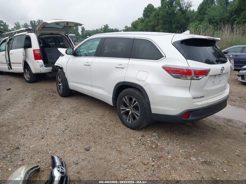 2016 TOYOTA HIGHLANDER XLE V6 · Фото 3